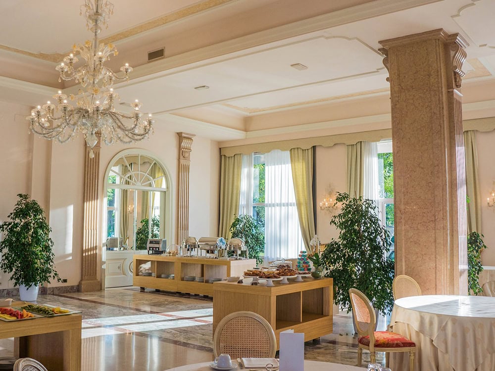 Lobby and Café Setups